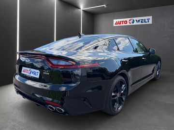 KIA Stinger - 4