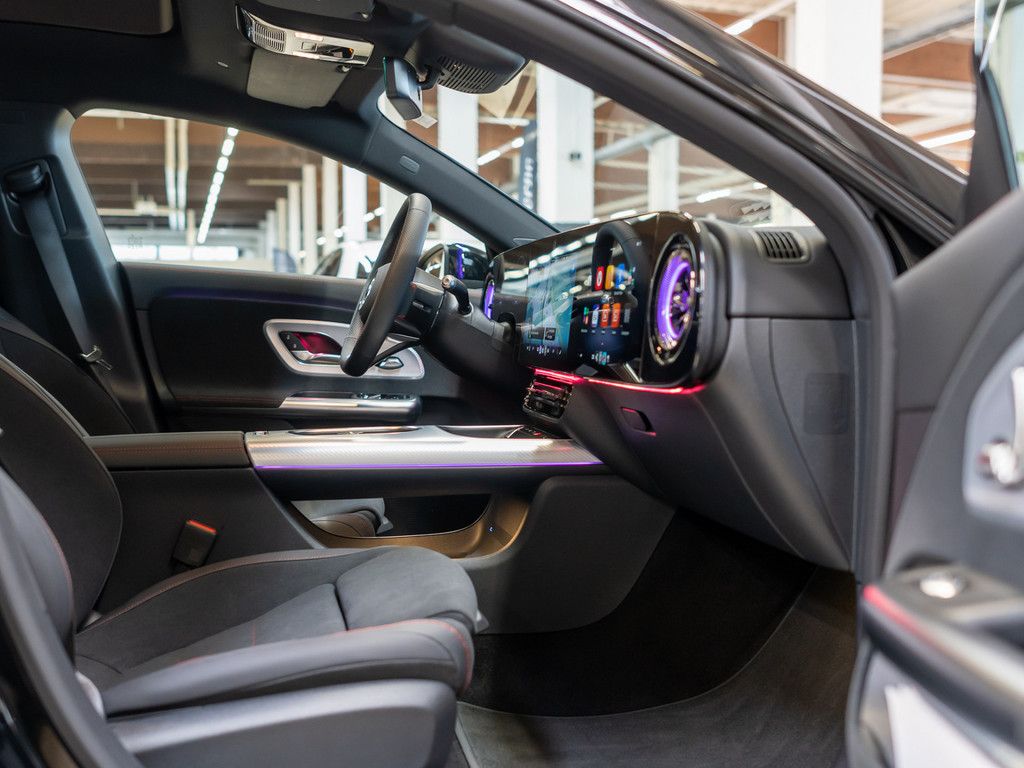 Mercedes-Benz CLA 200 Coupe AMG Line LED Pano DAB SHZ Klima Sp foto 5