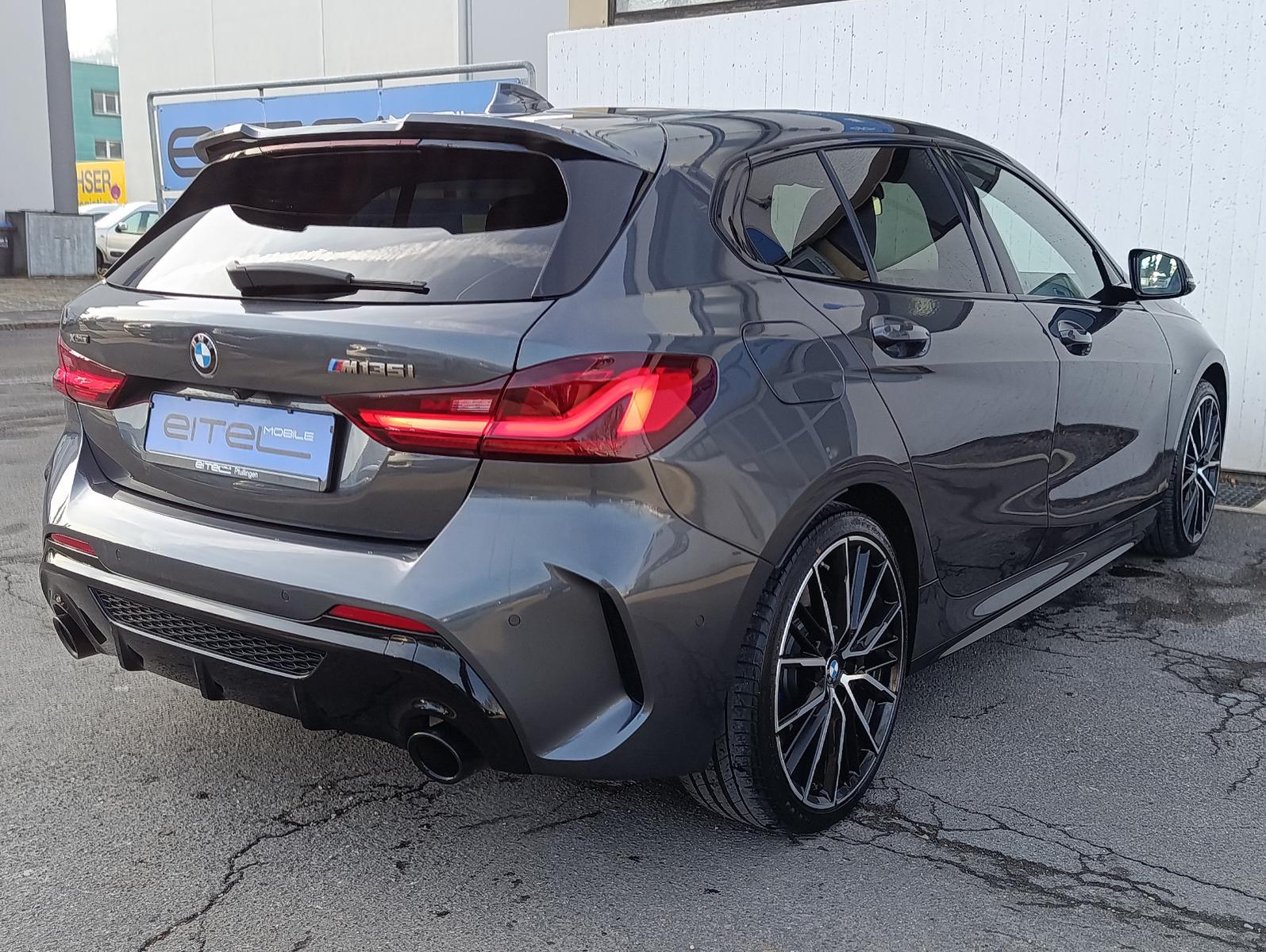 BMW M135 i xDrive Performance M Head-Up LED Navi