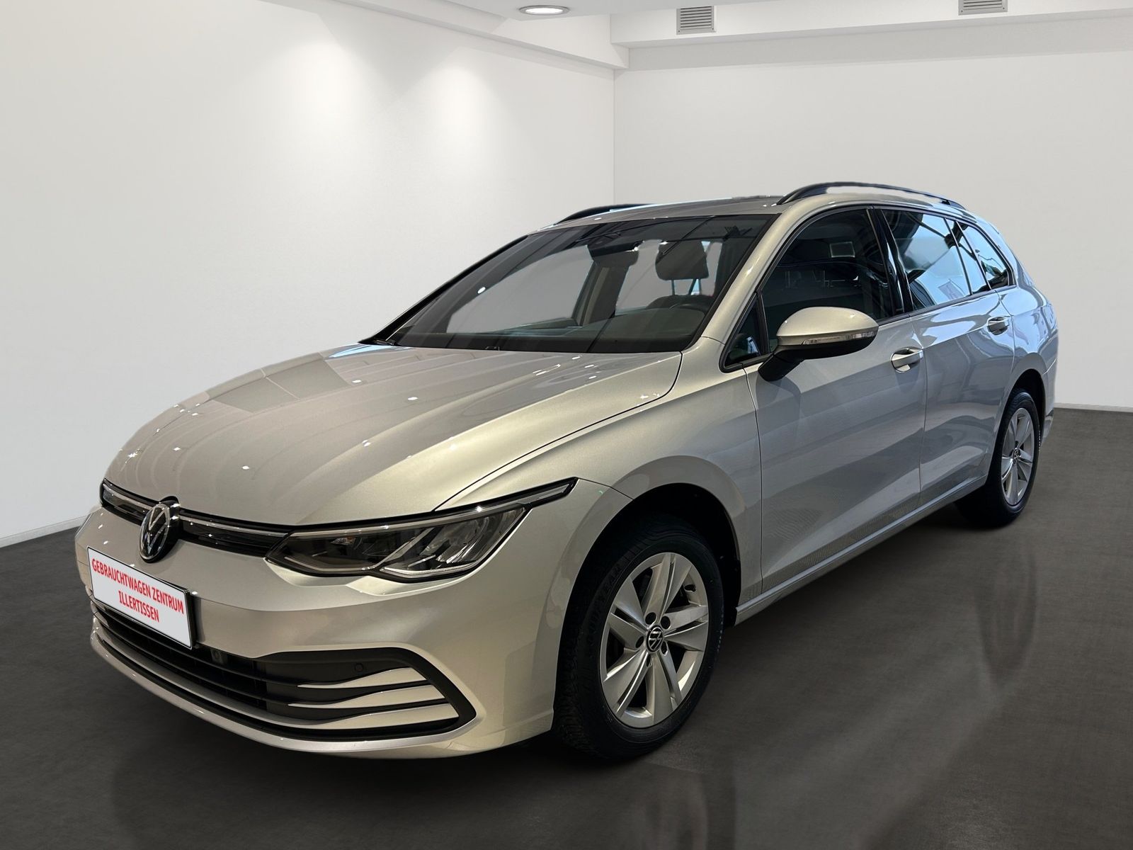 Volkswagen Golf VIII Variant 2.0 TDI Life *LED*NAVI*PDC* imagem 2