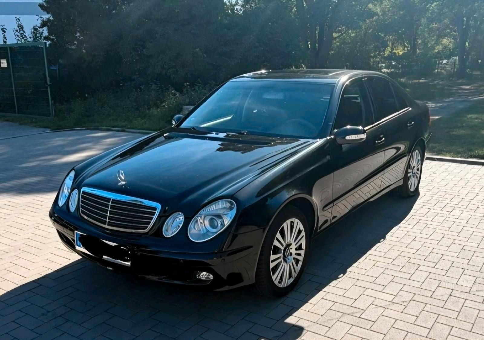 Mercedes-Benz E 220