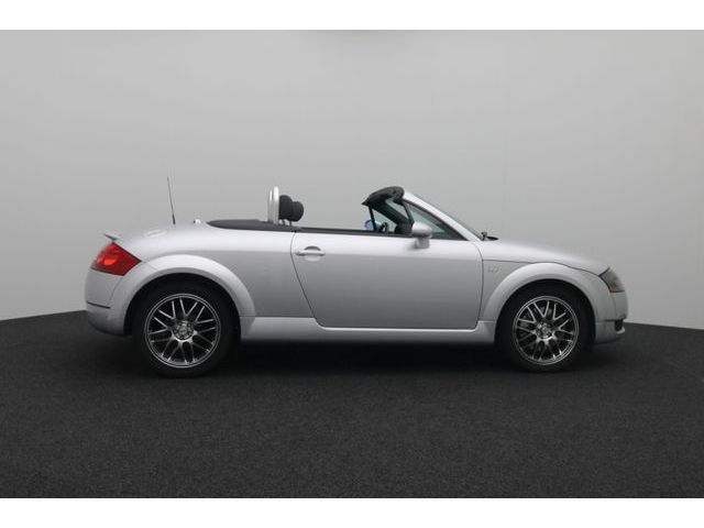 Fahrzeugabbildung Audi TT RoadsterCabrio1.8T