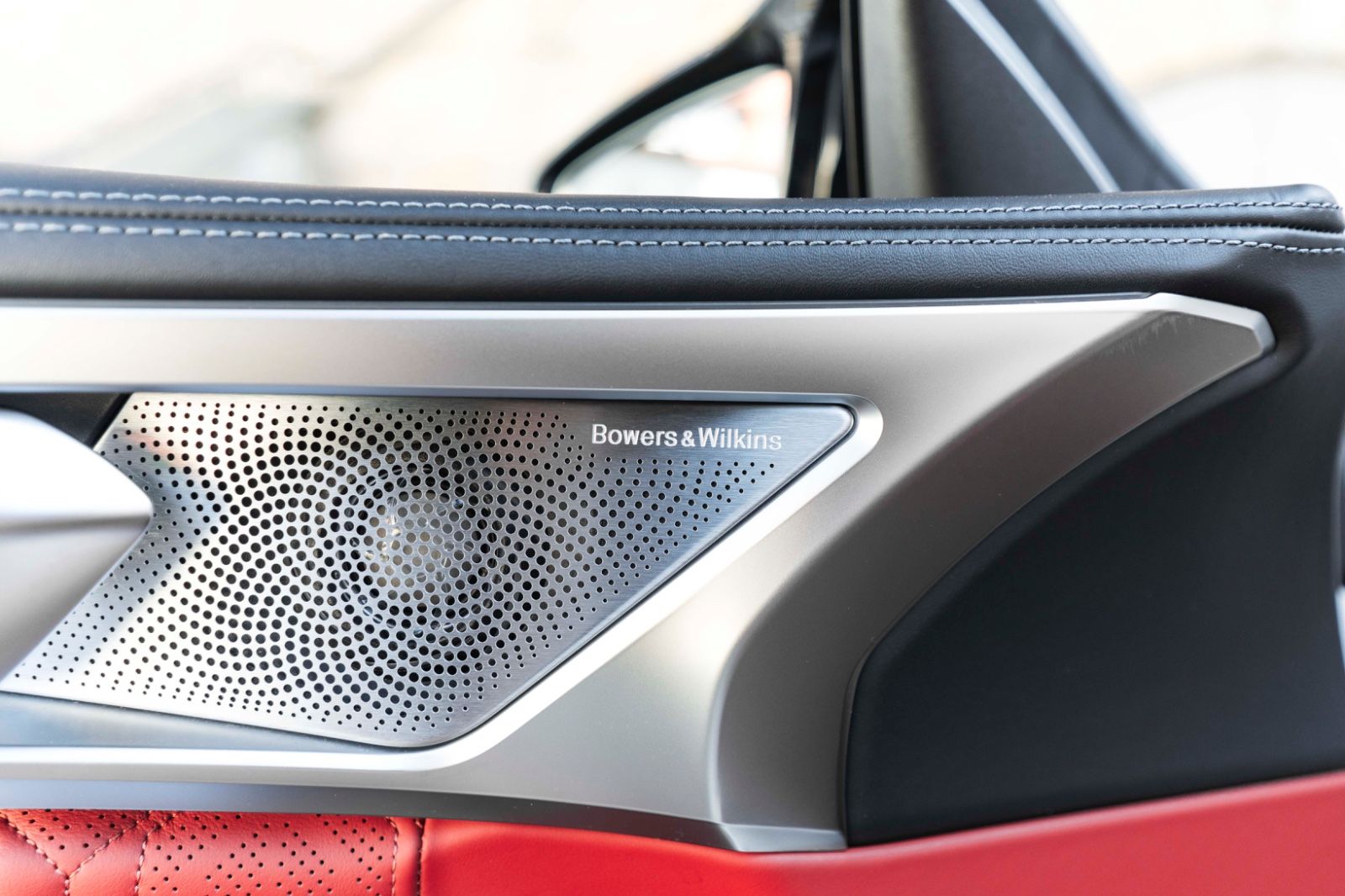 Fahrzeugabbildung BMW M8 Cabrio Competition LASER B&W ACC 3D SOFTCLOSE