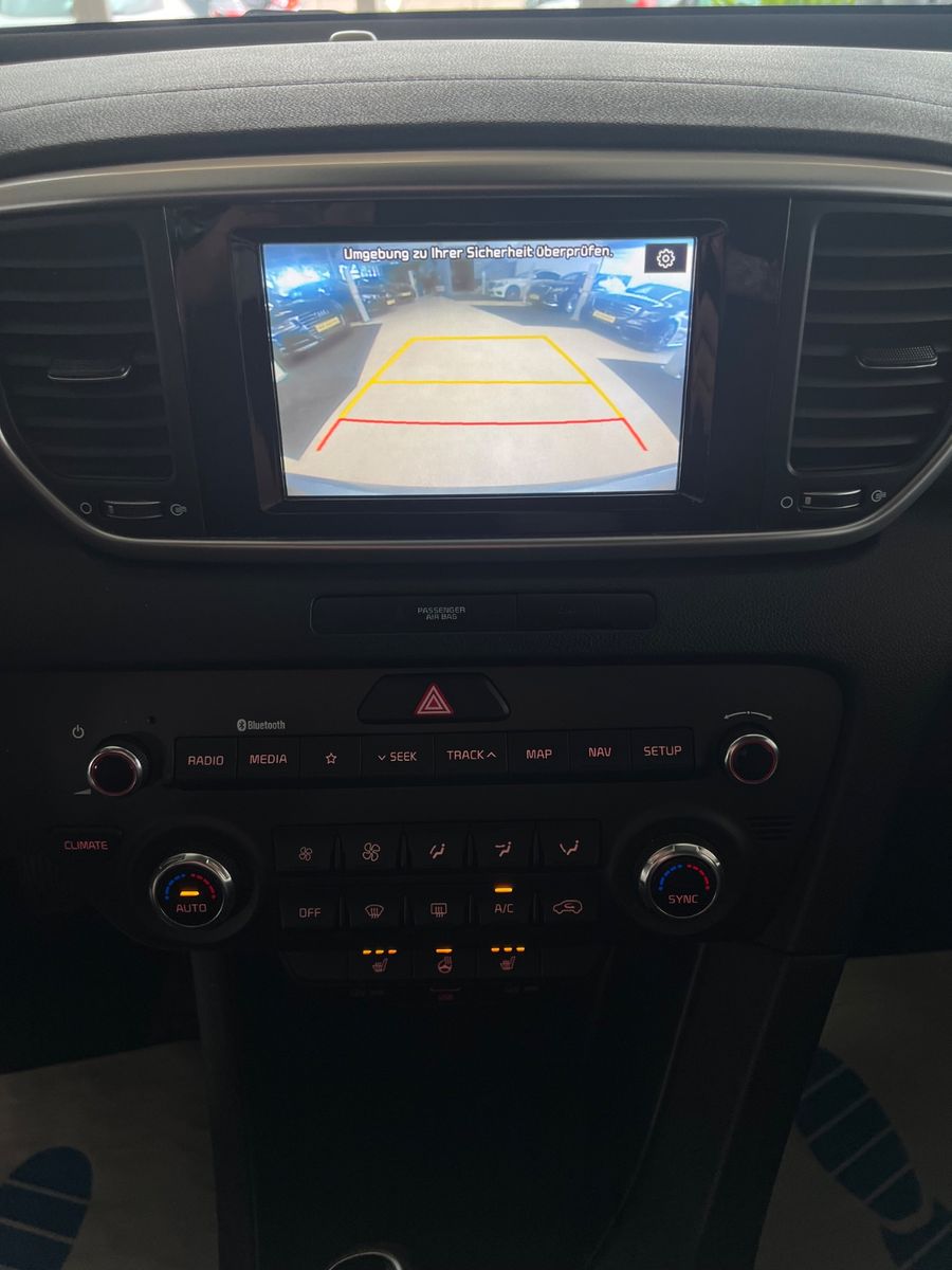 Fahrzeugabbildung Kia Sportage Vision 4WD * 1.HAND *