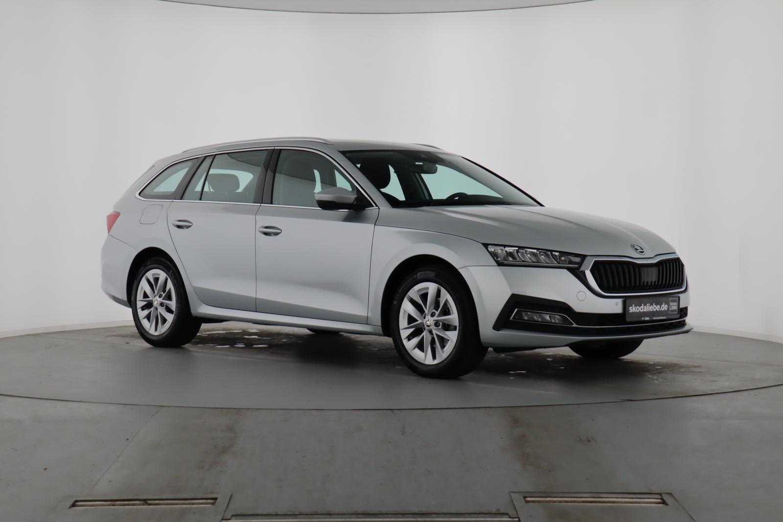 Skoda OCTAVIA COMBI FIRST 2.0TDI DSG ANHÄNGERKUPPLUNG