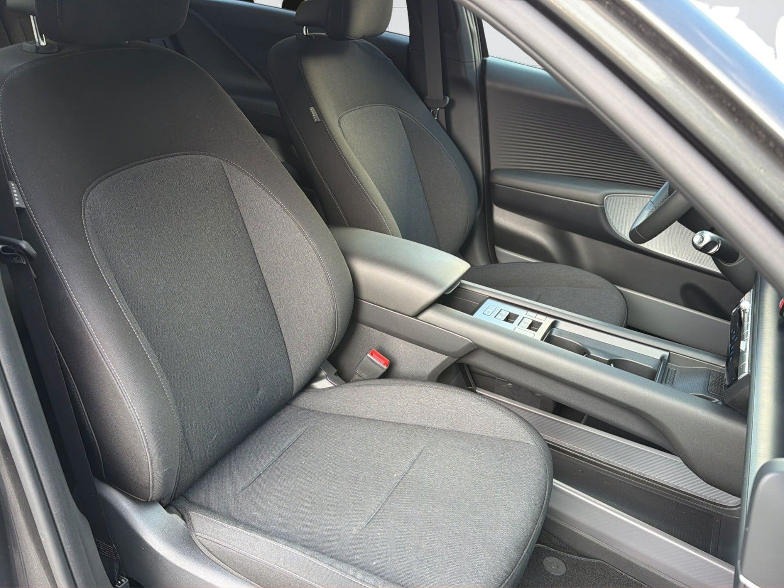 Hyundai IONIQ 6 – Bild 11