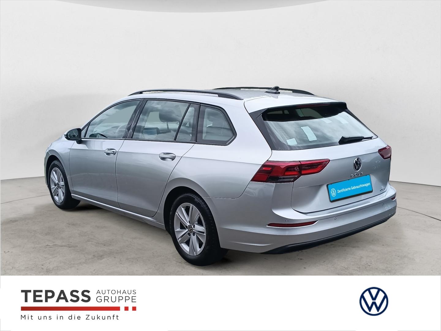 Volkswagen Golf Variant VIII 1.5 eTSI Life AHK NAVI BUSINES