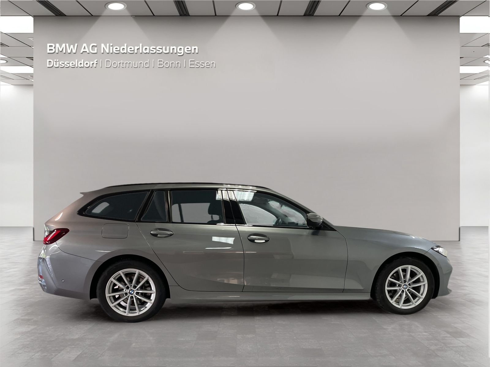 BMW 318d Touring Navi Kamera Driv.Assist foto 4