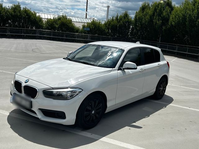 BMW BMW 118i  F21 Top Zustand Automatik LHZ