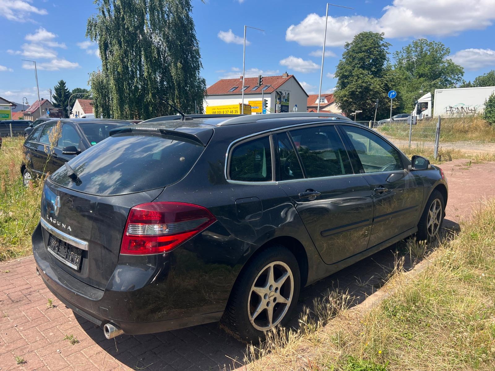 Renault Laguna 2011 — photo 5