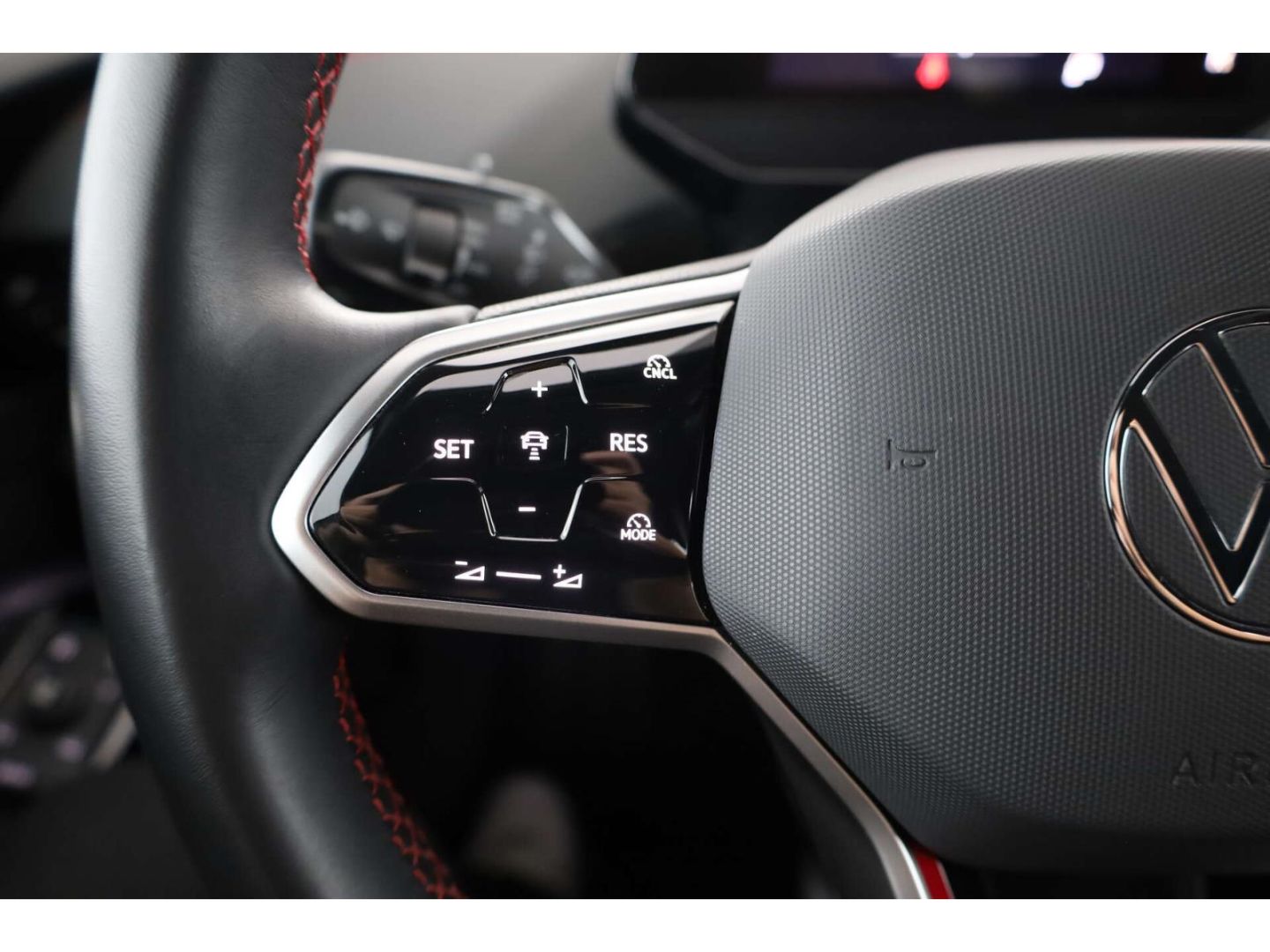 Volkswagen ID.4 GTX 77 kWh Matrix NAV H&K AR-HUD Keyless foto 15