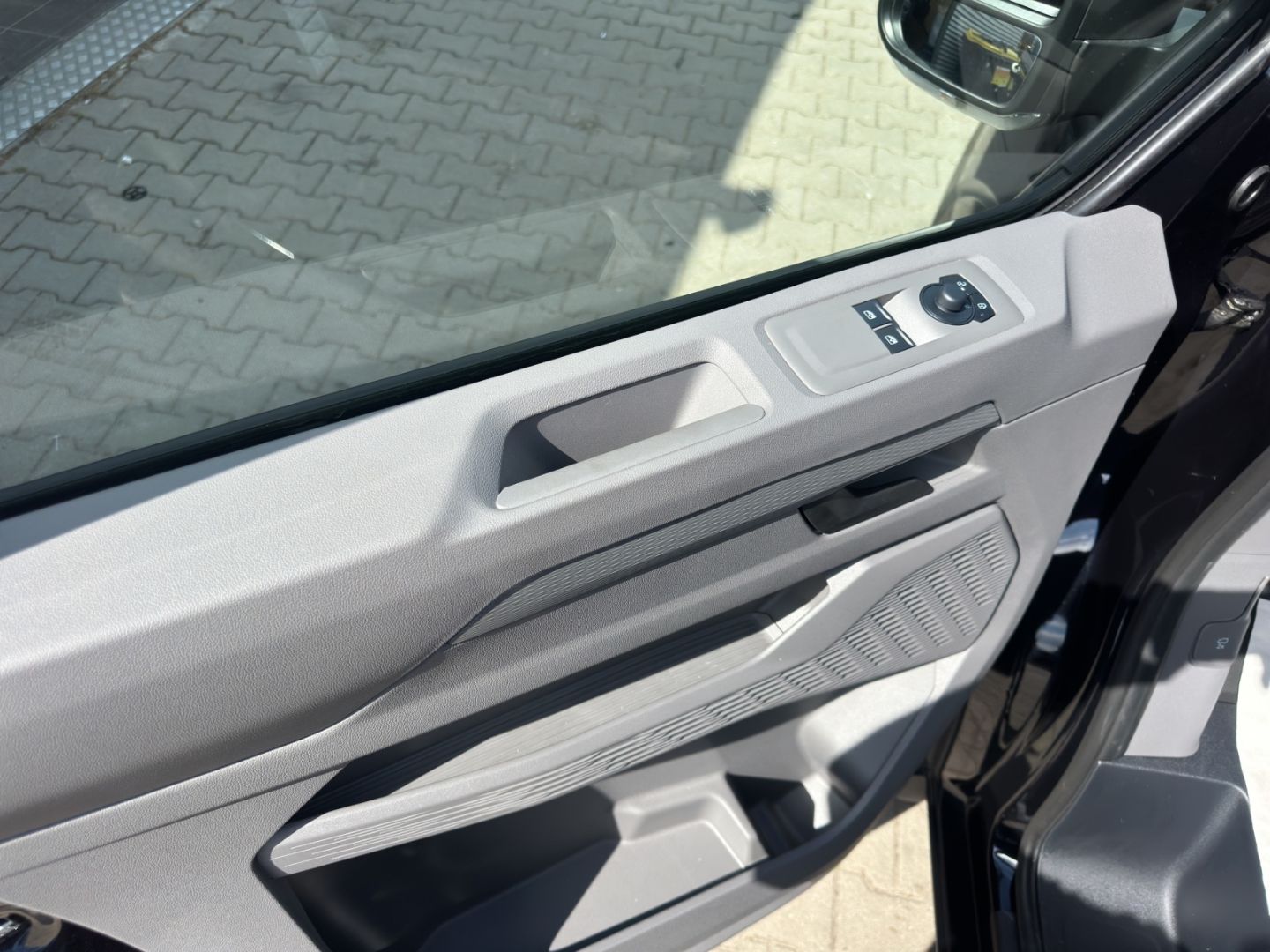 Transporter Kasten BEV 100 kW 64 kWh Automatik K