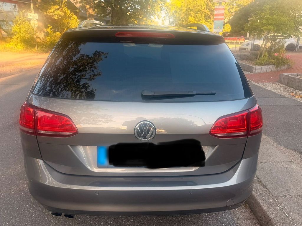 Image of Volkswagen Golf