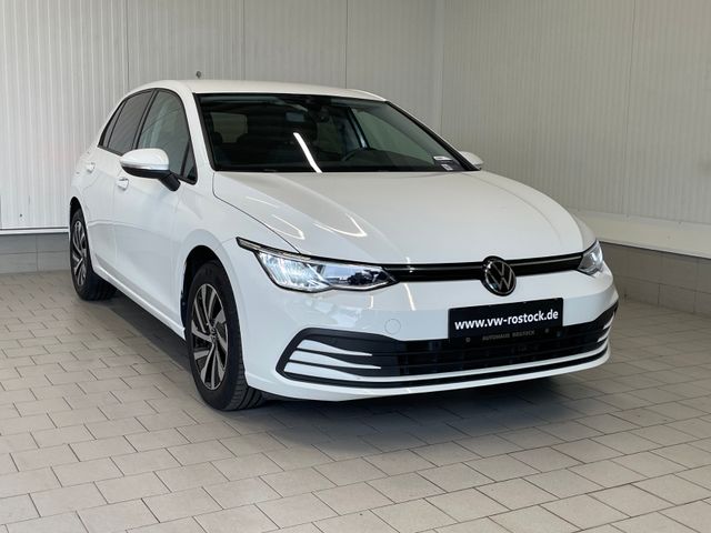 Golf VIII Life 1.0 eTSI DSG NAVI ACC SHZ