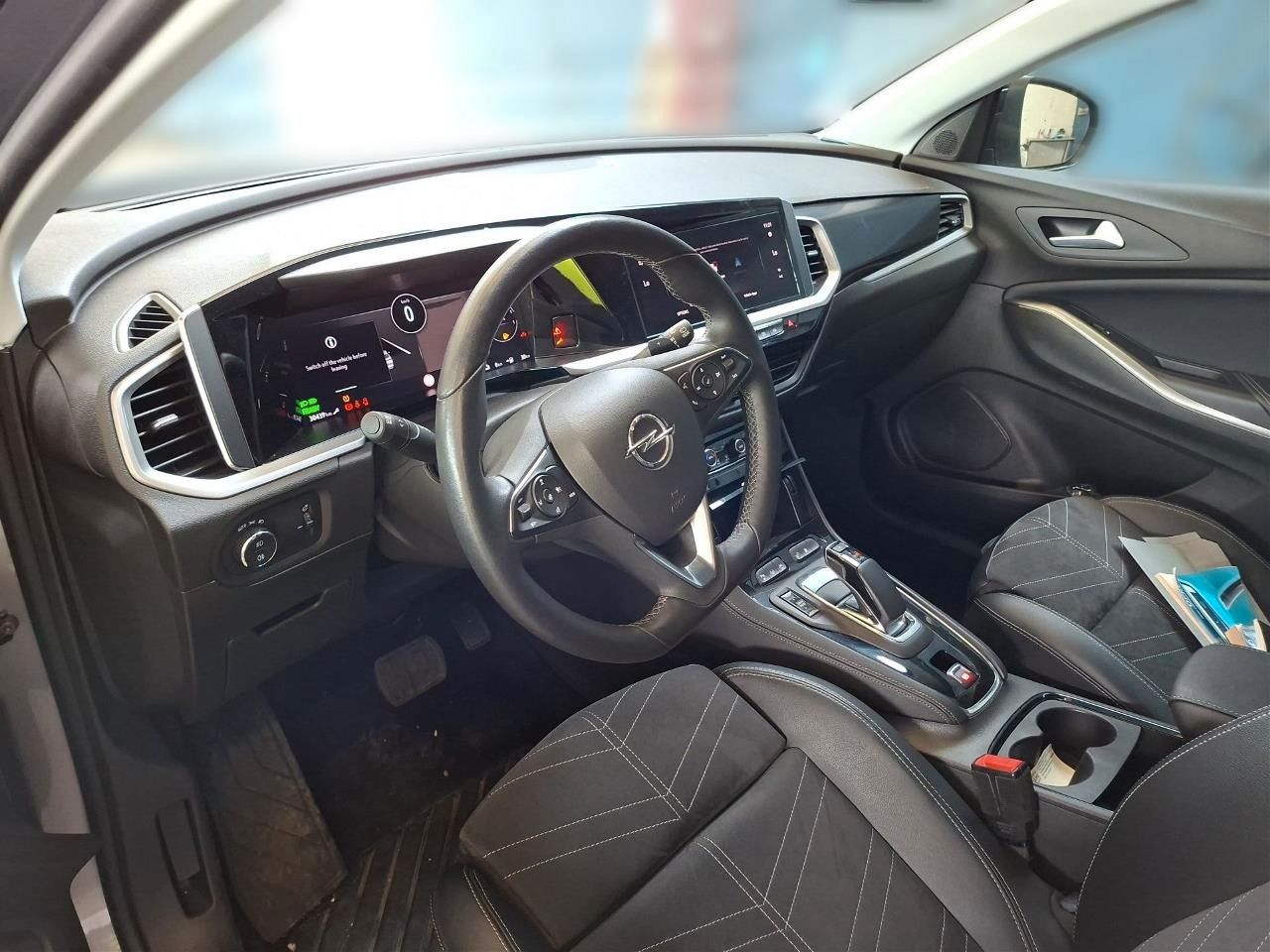 Fahrzeugabbildung Opel Grandland (X) ULTIMATE 4HYBRID NAVI/LED/SPORT/SH