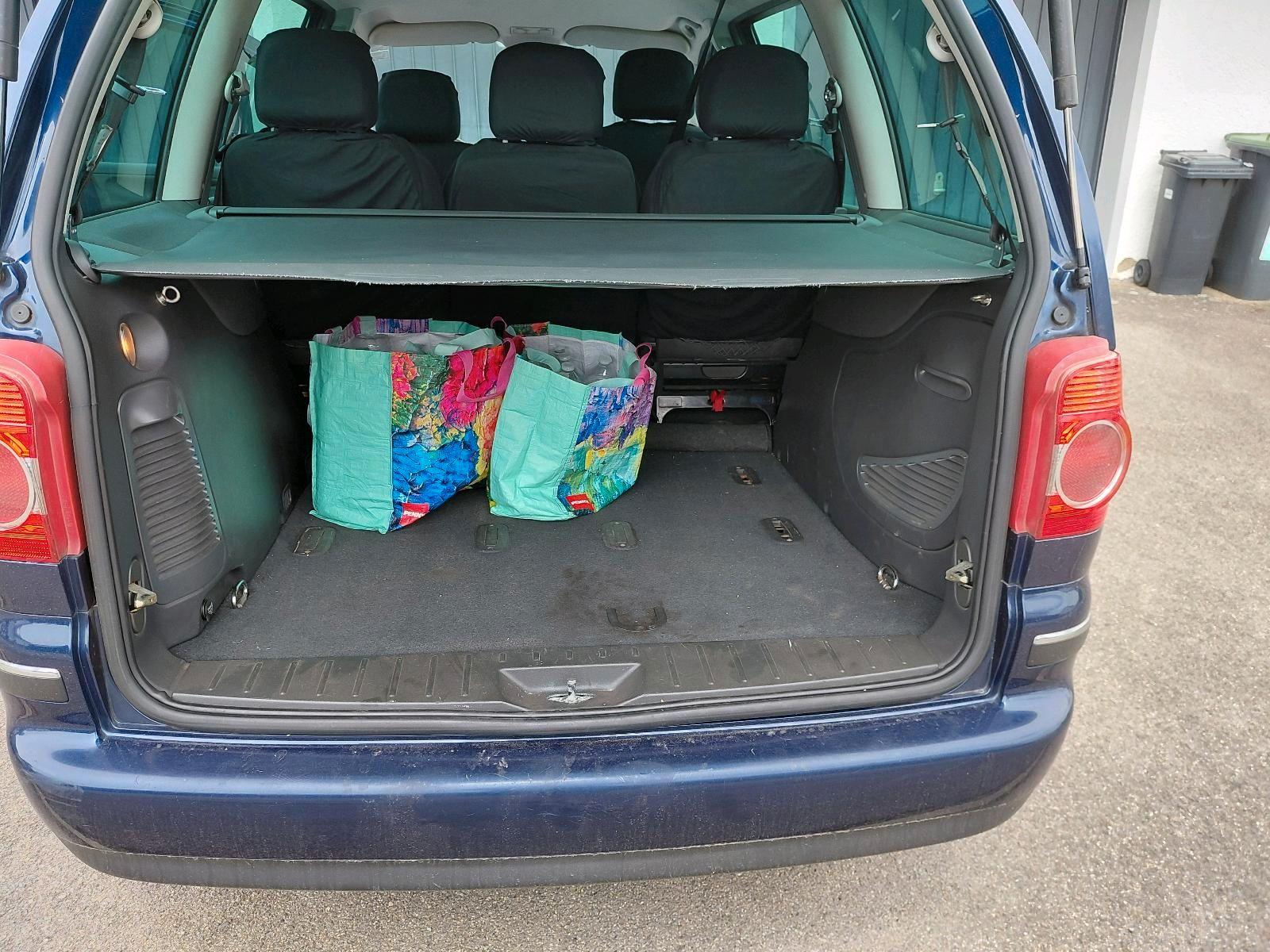 Volkswagen Sharan 2005 — engine 131 HP (96kW)