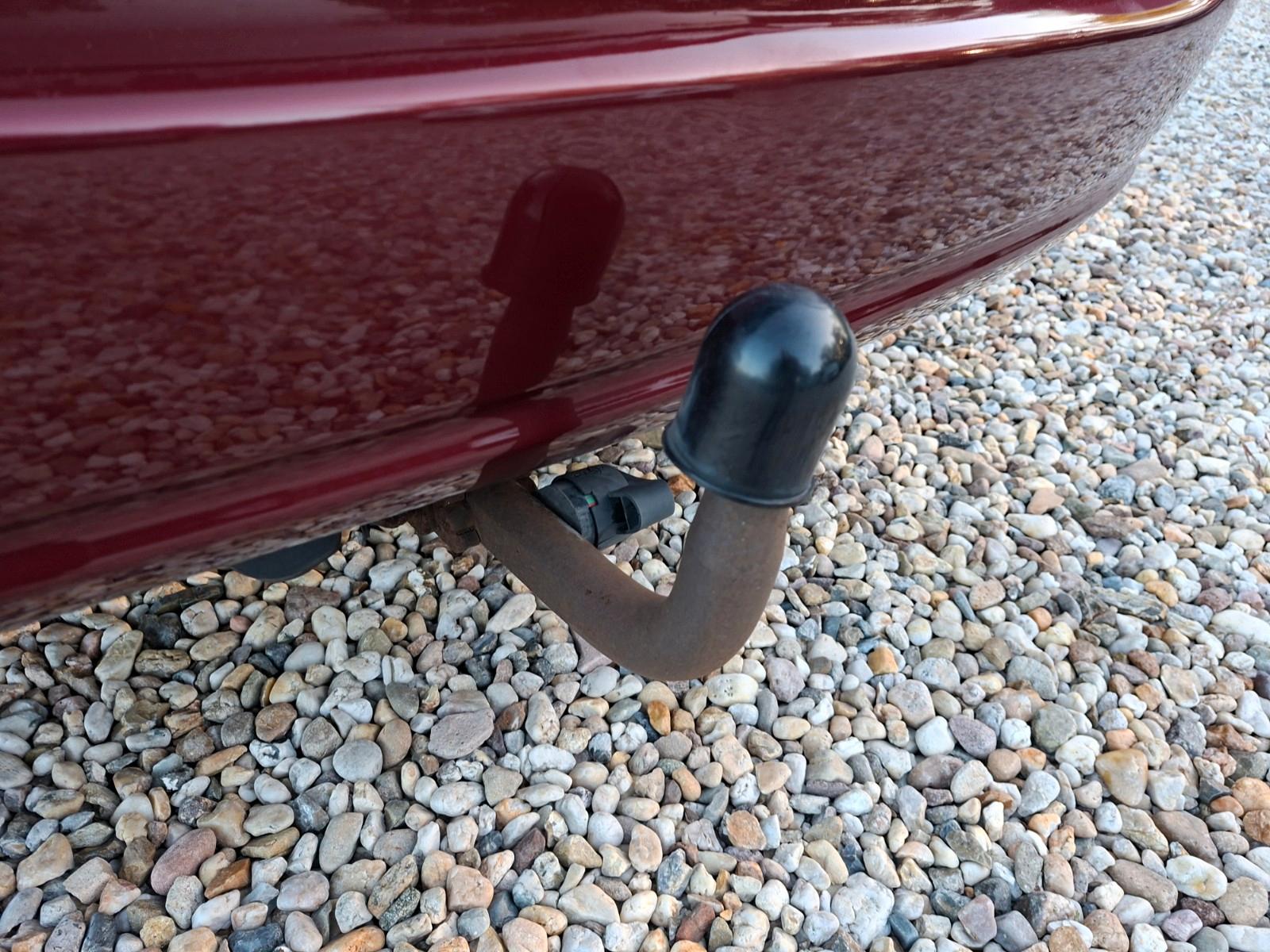 Toyota Avensis 2004 — photo 21