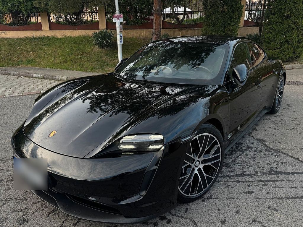 Image of Porsche Taycan