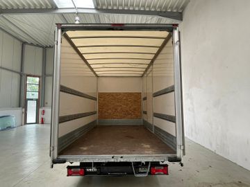 Fahrzeugabbildung Iveco Daily 35S16 Hi Matic Koffer *Seitentür*Klima*