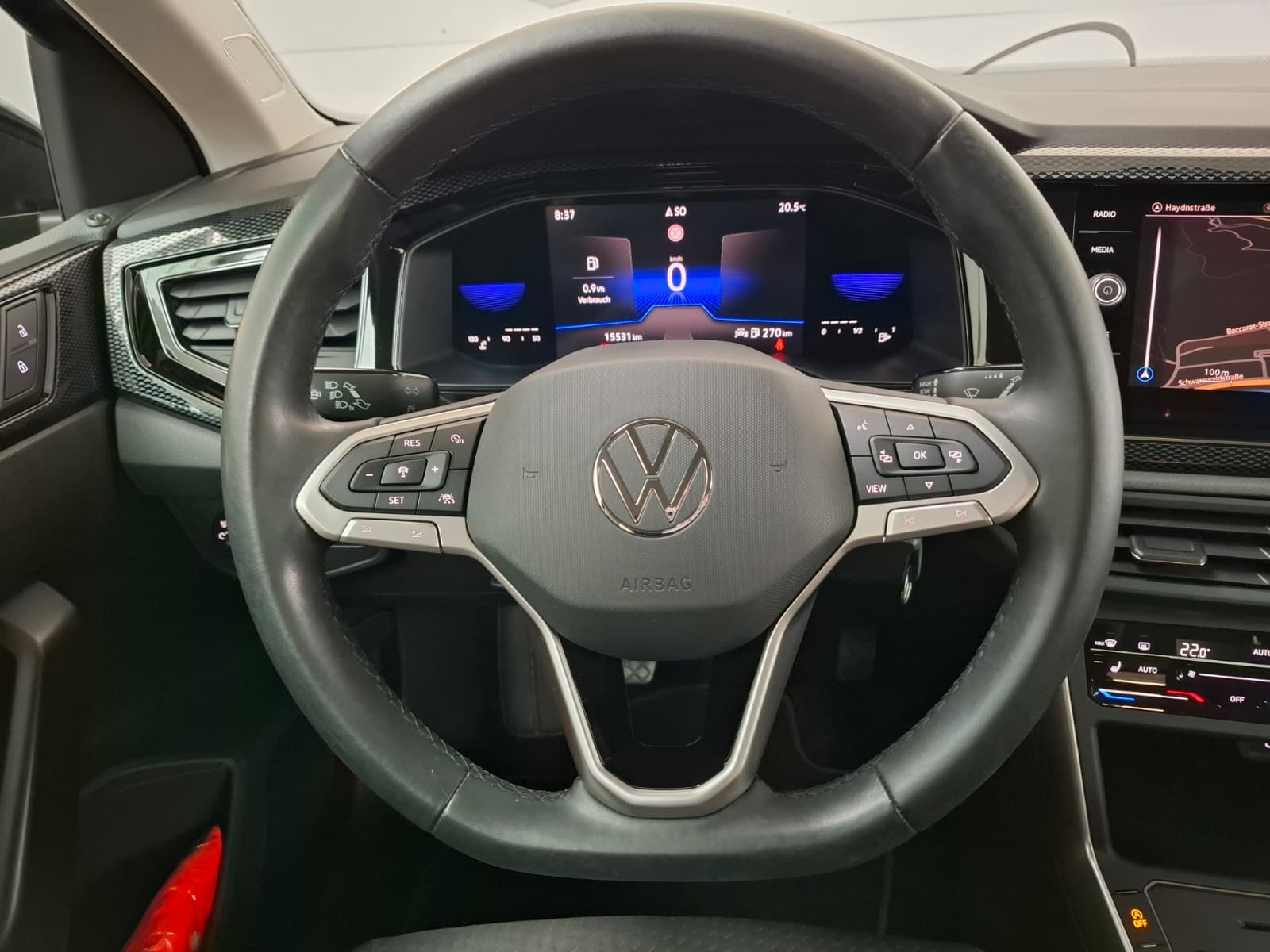 Fahrzeugabbildung Volkswagen Polo Life 1,0 TSI +IQ.Drive + Navi + Licht+Sicht