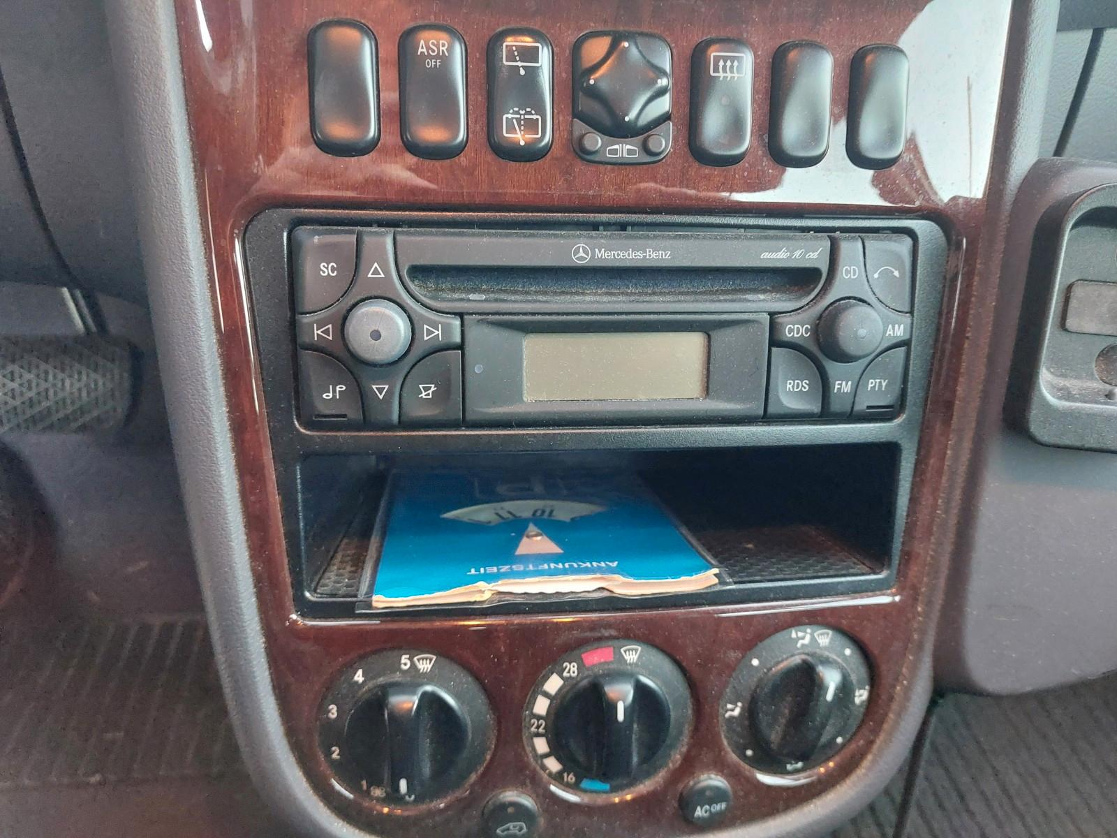 Mercedes-Benz A170 2004 — photo 33
