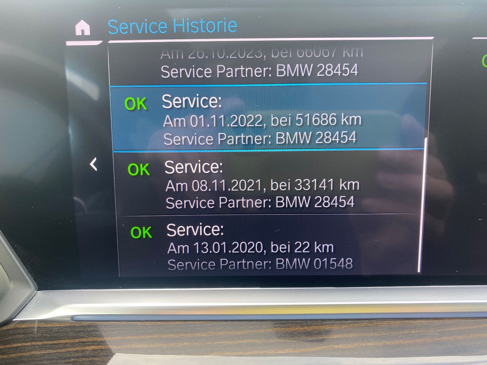 Fahrzeugabbildung BMW X5 xDrive 45 e M Sport/Laser/HeadUp/Pano/360°Kam