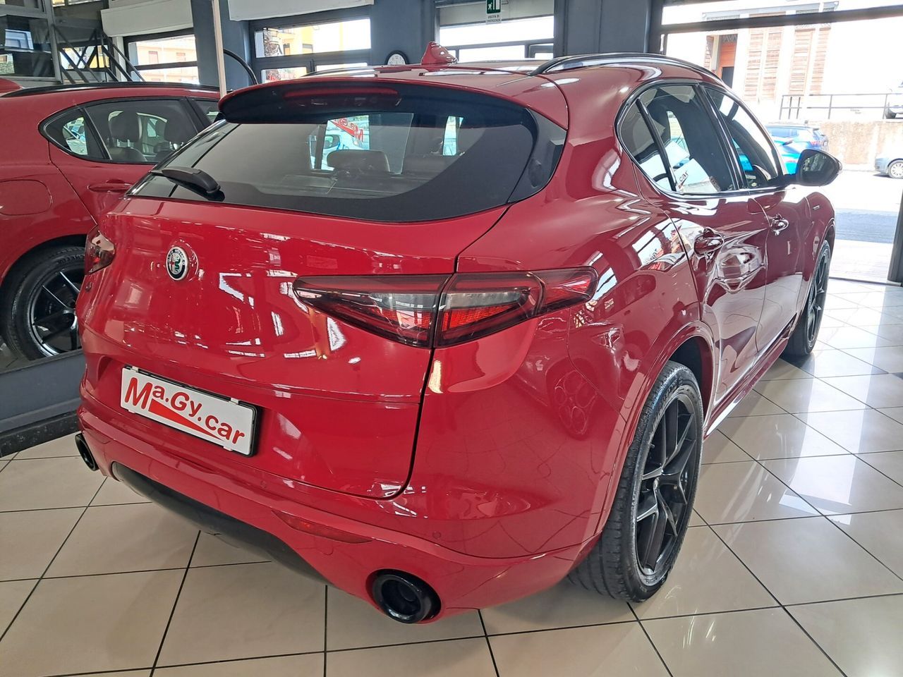 Alfa Romeo Stelvio 2.2 Td 210 cv AT8 Q4 Veloce imagem 2