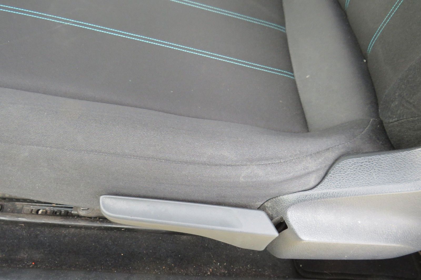 Fahrzeugabbildung SEAT Mii Style KLIMA SITZH GRA PDC TELVOR 8-FACH 1.H