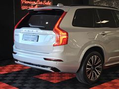 Fahrzeugabbildung Volvo XC 90 T8 Plus Dark Recharge Plug-In Hybrid AWD