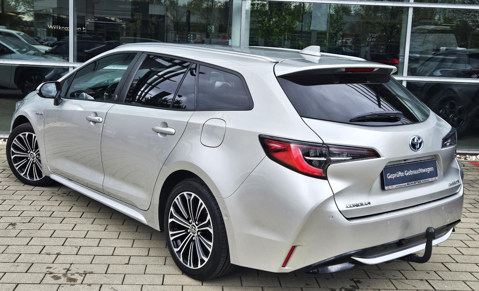 Toyota Corolla Touring Sports 2,0 Hybrid Team D