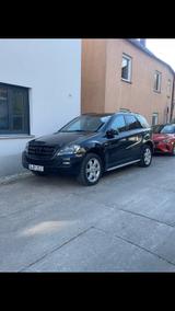 Mercedes-Benz 350 - Mercedes-Benz 350 aus 2011