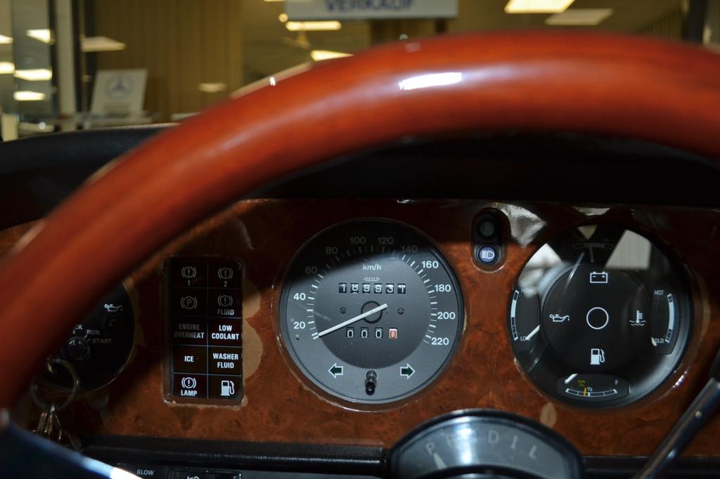 Rolls-Royce Silver Spirit