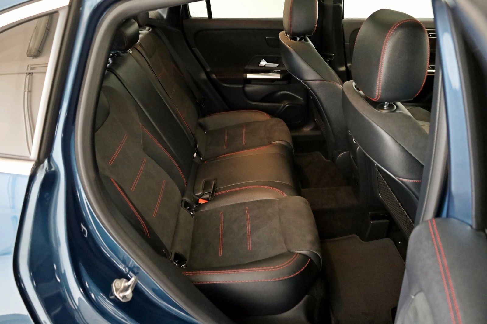 Fahrzeugabbildung Mercedes-Benz GLA 200 d, AMG line, Navi,LED,Kamera,Panorama