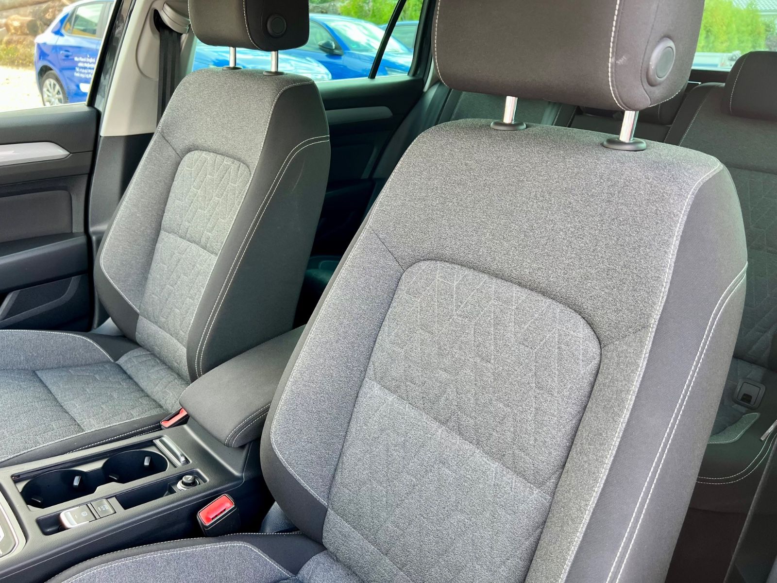 VW Passat Variant 1.5 TSI CARPLAY NAVI AAC GZJR SHZ