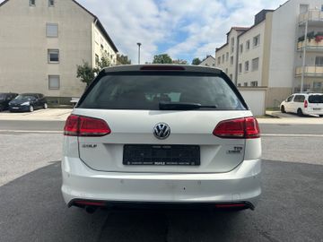 Volkswagen Golf - 5