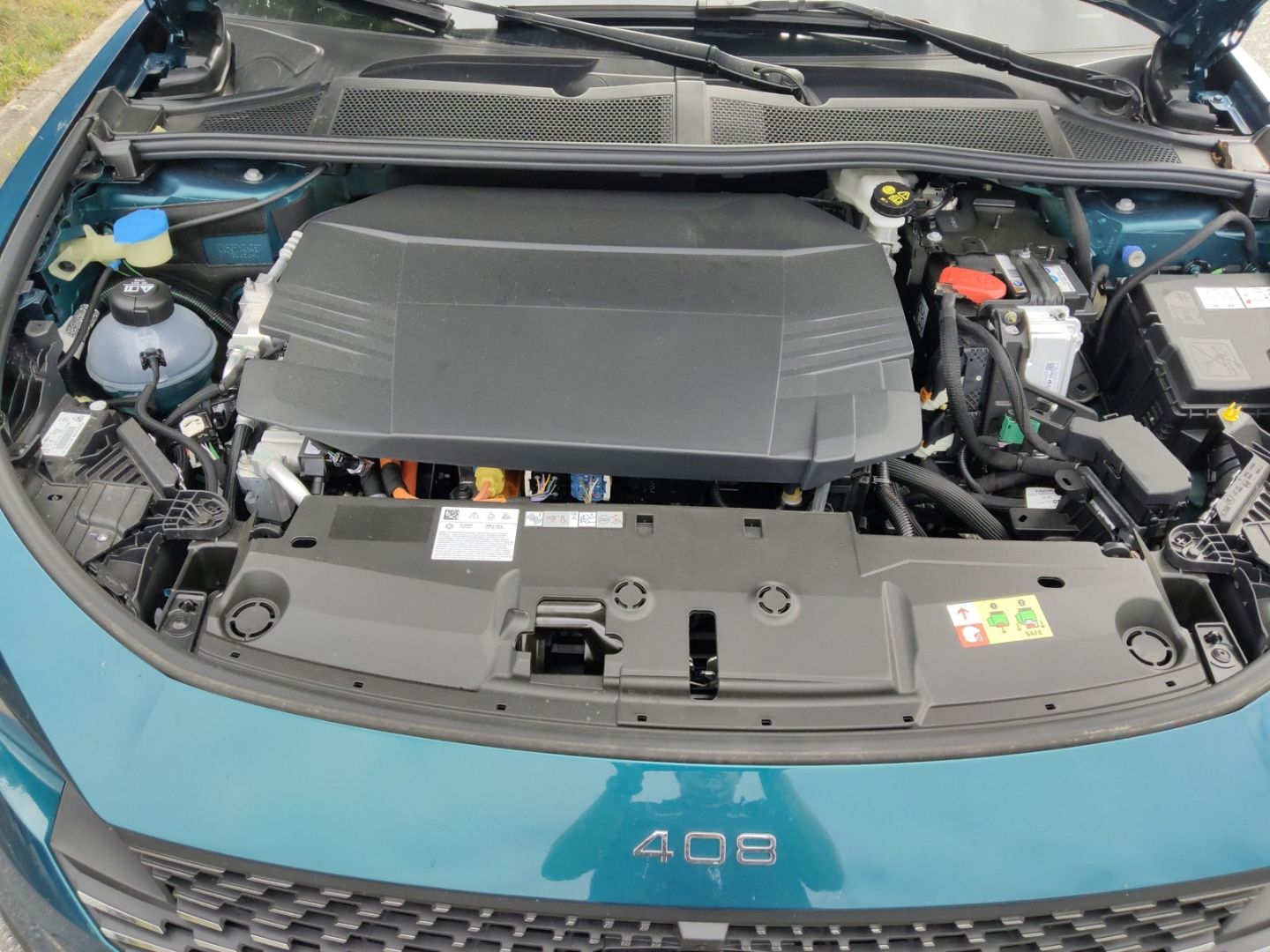 Peugeot 408 - Bild 14