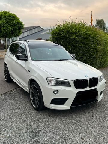 BMW X3 F25 xDrive M-Paket AHK/Head up/Pano...