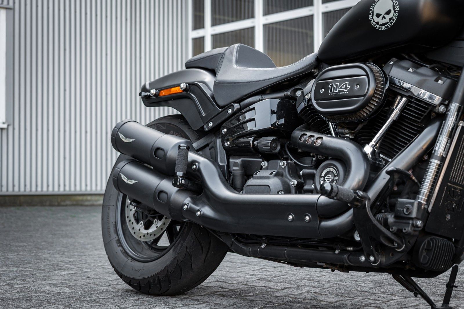 Fahrzeugabbildung Harley-Davidson FXFBS FAT BOB 114 CUI SOFTAIL - Penzl - Avon