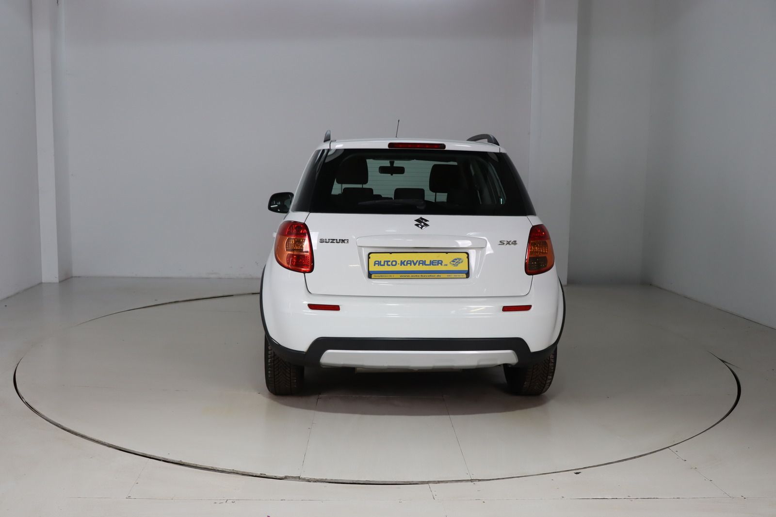 Fahrzeugabbildung Suzuki SX4 1.6 VVT * 1. Hand *HU/AU bis 11.2027 * Klima