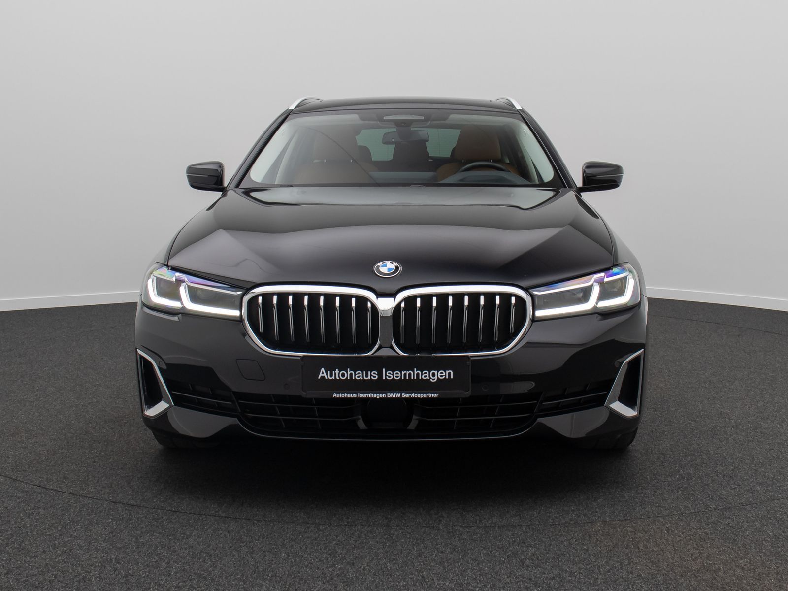 Fahrzeugabbildung BMW 530i xD Luxury Line DAB Kamera HUD HiFi Panorama