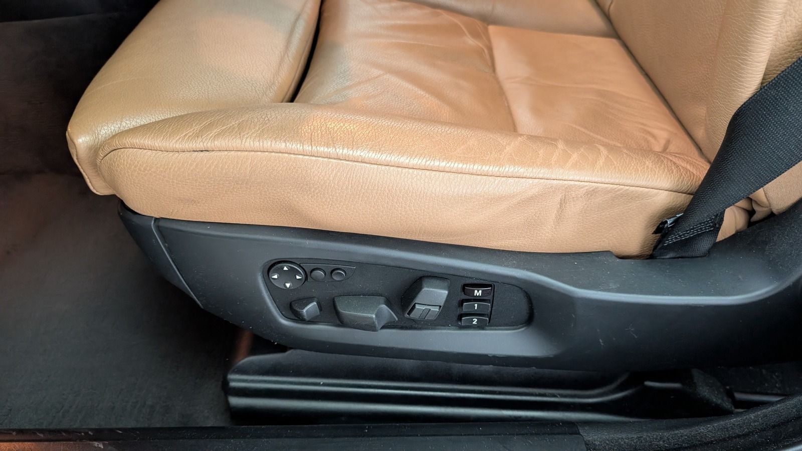 Fahrzeugabbildung BMW 523 i * Xenon * Leder * HUD *