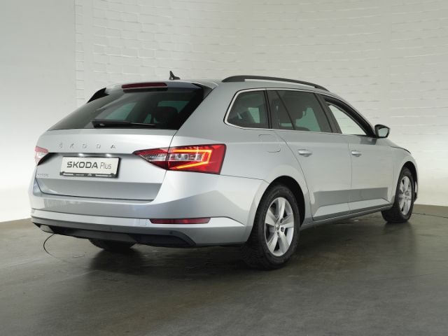 Superb COMBI AMBITION TDI DSG+NAVI+SITZHEIZUNG+K