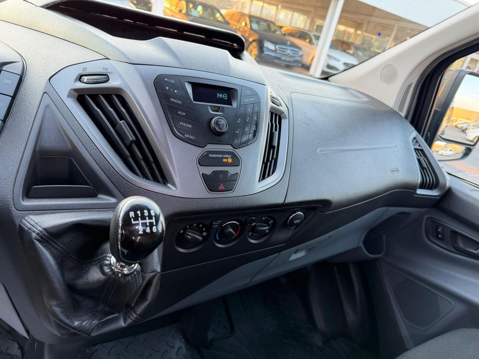 Ford Transit Custom Ambiente Behindertengerecht