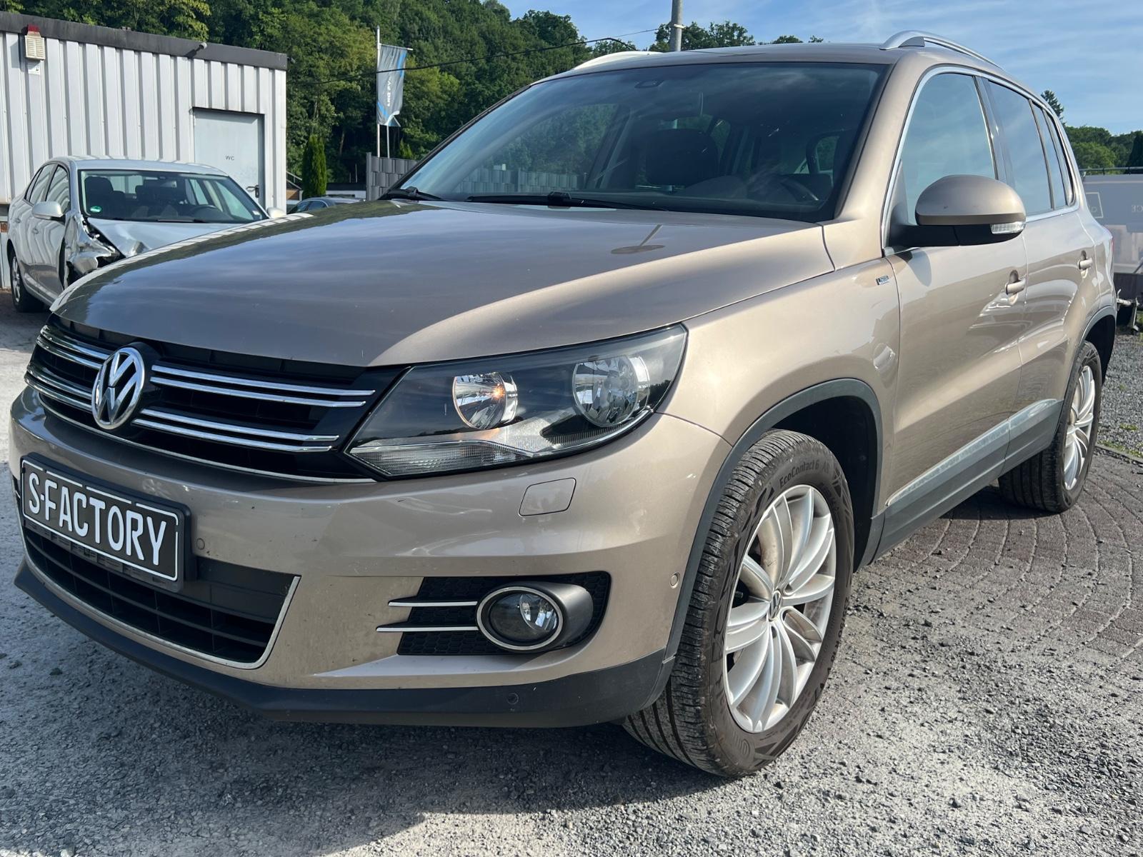 Volkswagen Tiguan 2.0TDI 4Motion PANO NAVI KLIMA PDC ALU