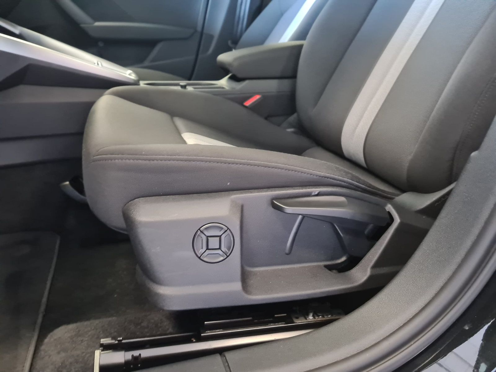 Fahrzeugabbildung Audi A3 Limousine 35 TDI advanced /AHK/NAVI/KLIMA