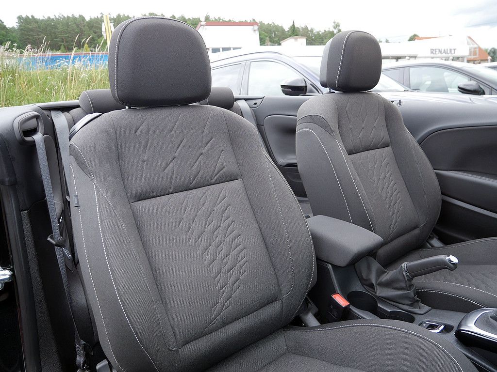 Fahrzeugabbildung Opel Cascada 1.4 Turbo Edition KLIMA PDC SITZHEIZUNG