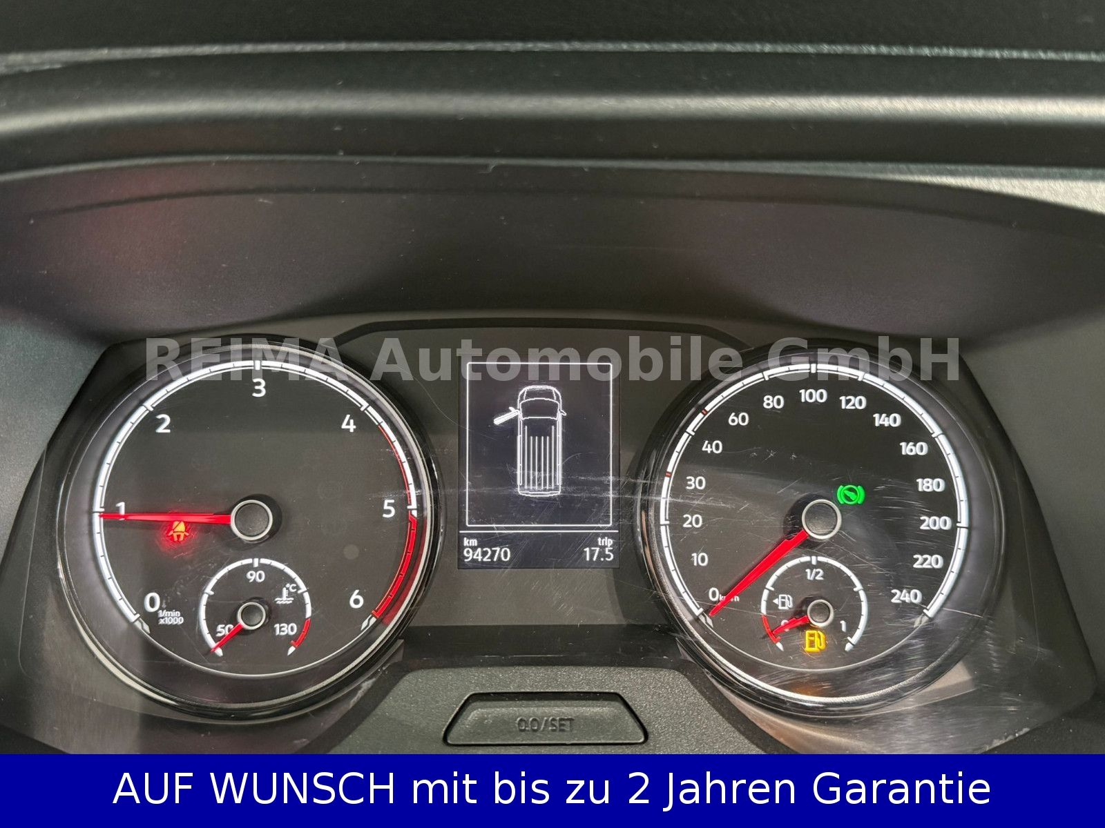 Fahrzeugabbildung Volkswagen T6.1 Bus 2,0 Diesel L 2, 9 Sitzer, Automatik