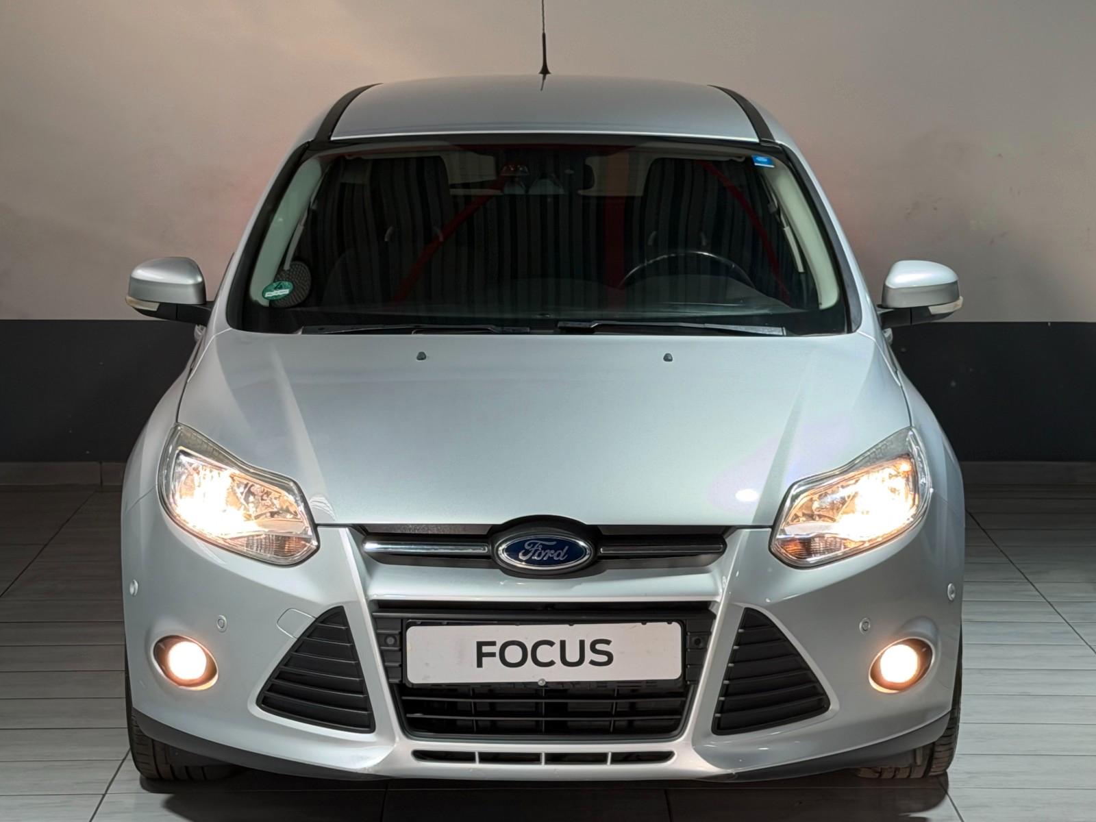 Ford Focus Turnier Sync Edition Winterpaket PDC