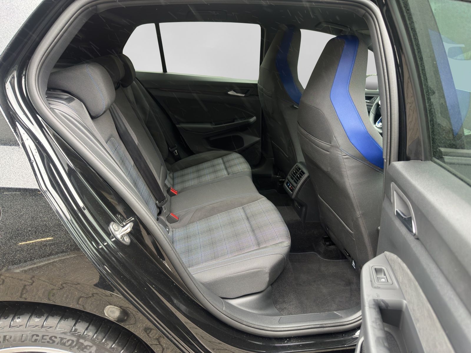 Volkswagen Golf - Bild 6