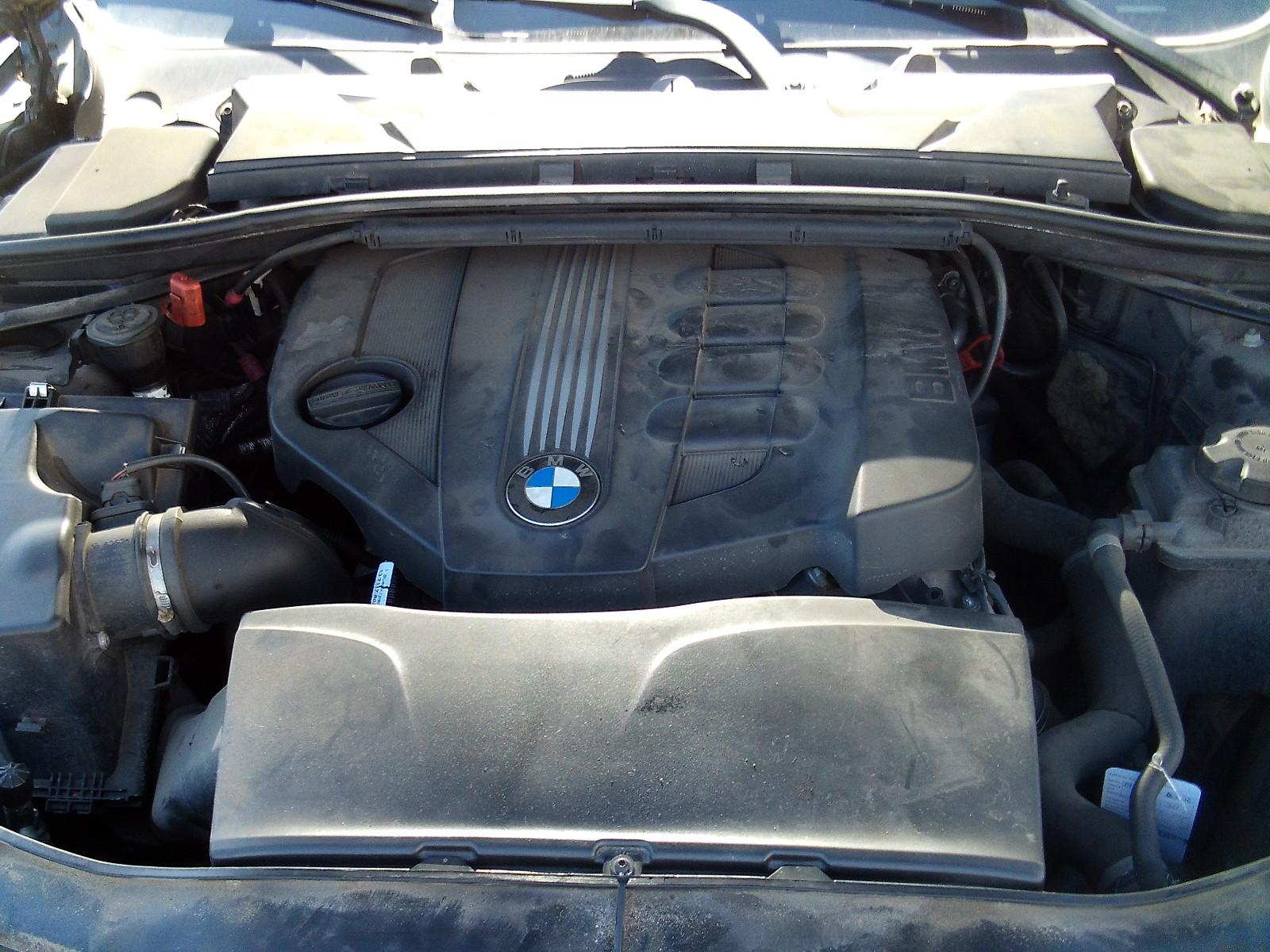 BMW 318 2010 — photo 12